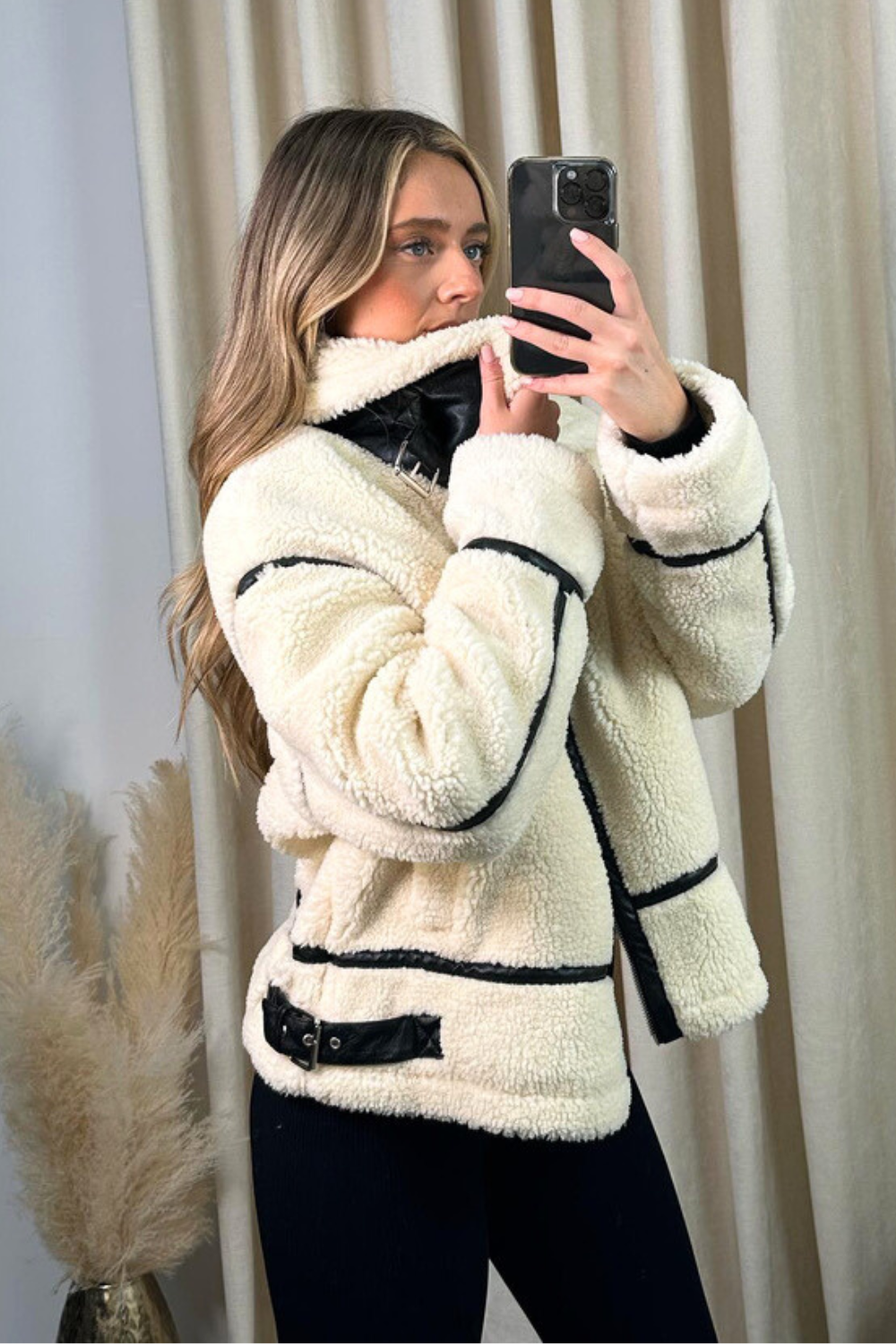 WINNIE | CREME TEDDY JAS